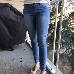 Beautiful skinny jeans from Bershka